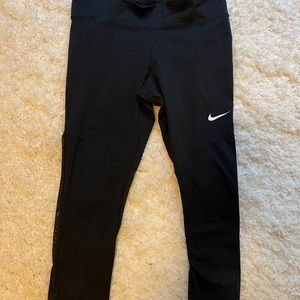Nike Dri-Fit Cropped Leggings